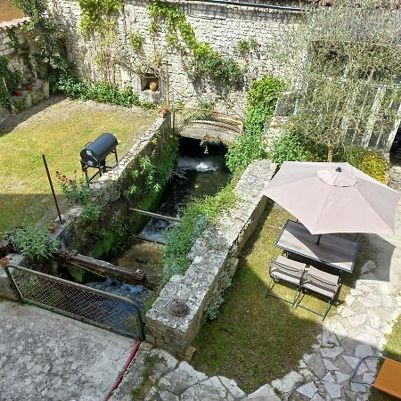 Le Moulin D'Errol Villa Saint-Jean-dʼAngély Bagian luar foto